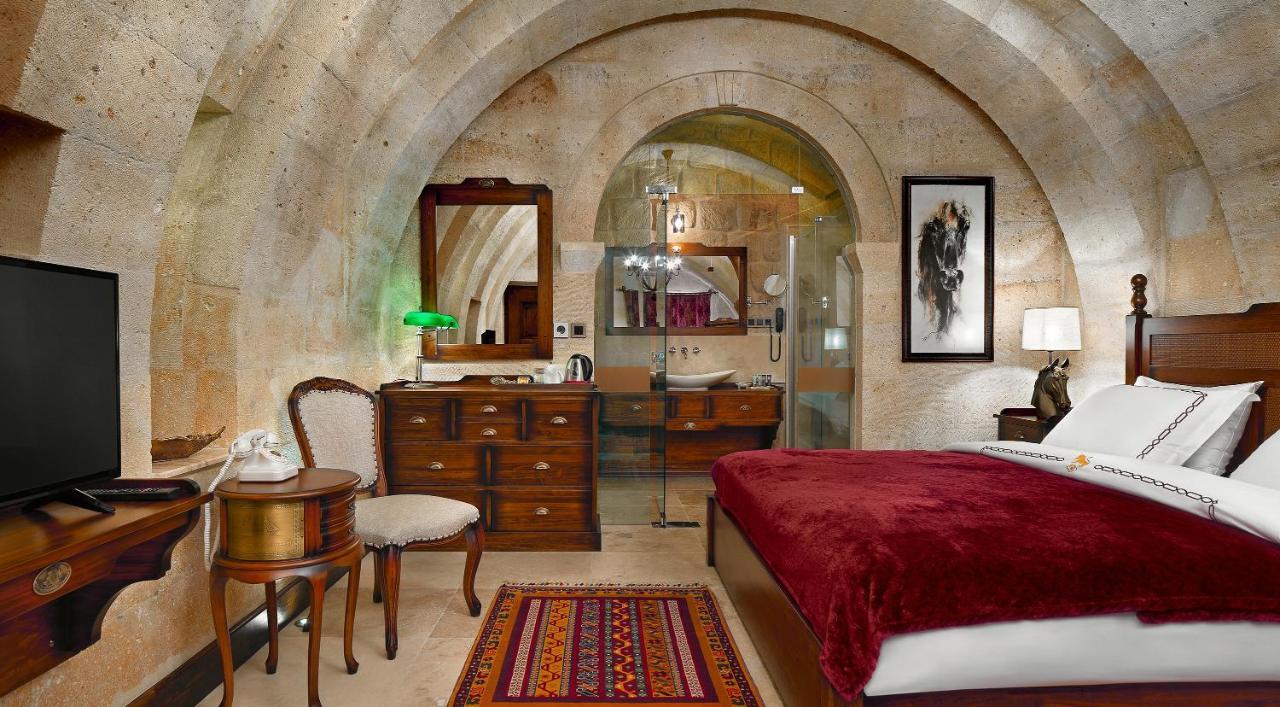 Seraphim Cave Suites & Spa Ürgüp Bagian luar foto