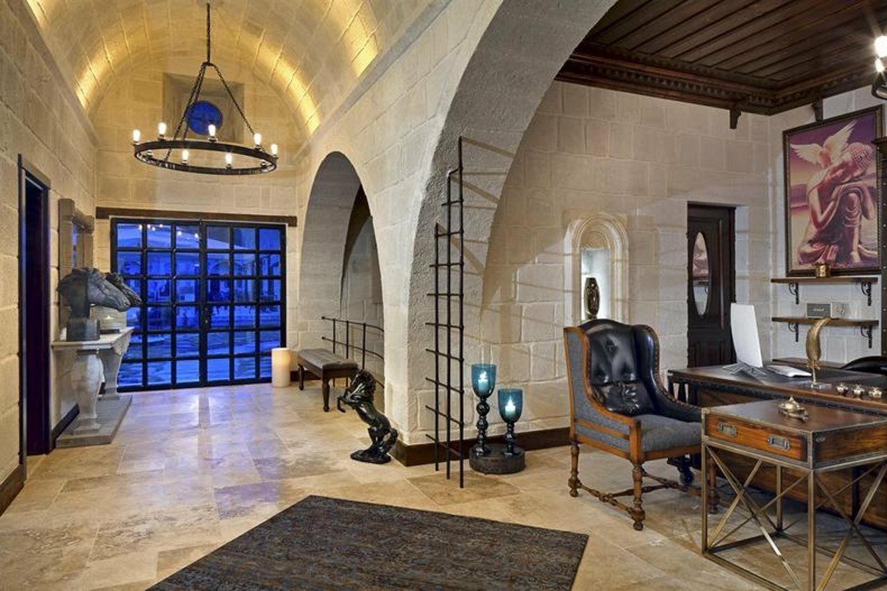 Seraphim Cave Suites & Spa Ürgüp Bagian luar foto